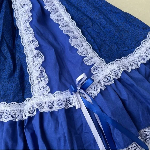 Vtg Fun & Fancy Square Dance Skirt with laces details and Pockets Women Size XS - Picture 6 of 9